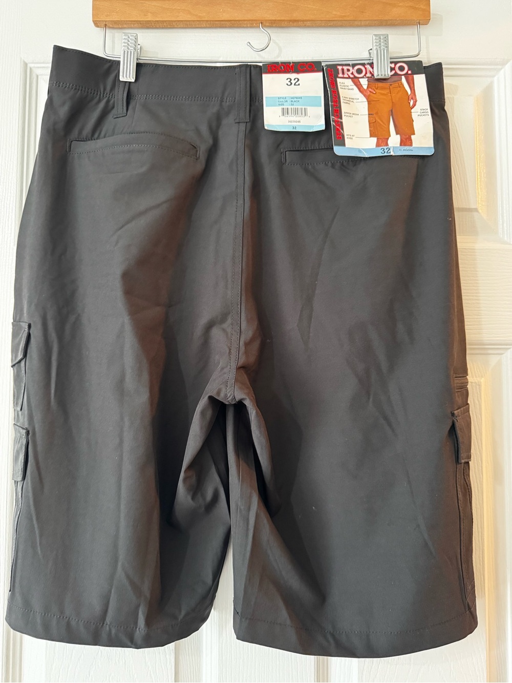 Iron Co. Men's Charcoal Cargo Shorts